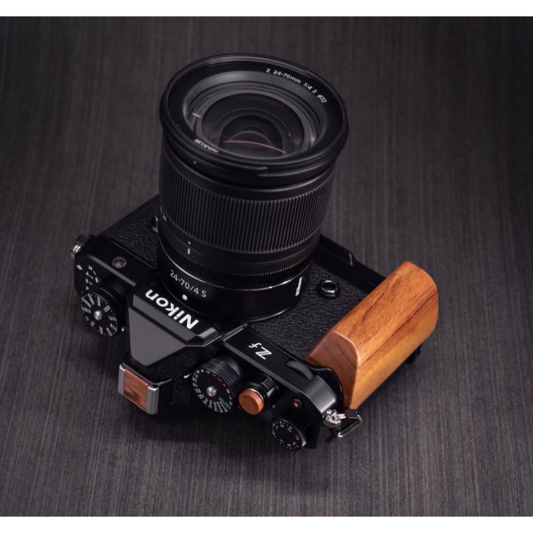 新品 Nikon ニコン ZF/zf用ハンドグリップの通販 by yoshi's 新品 Nikon ニコン ZF/zf用ハンドグリップの通販 by yoshi's