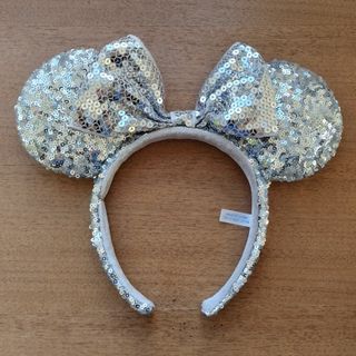 ディズニー(Disney)の美品✨ディズニーカチューシャ(カチューシャ)