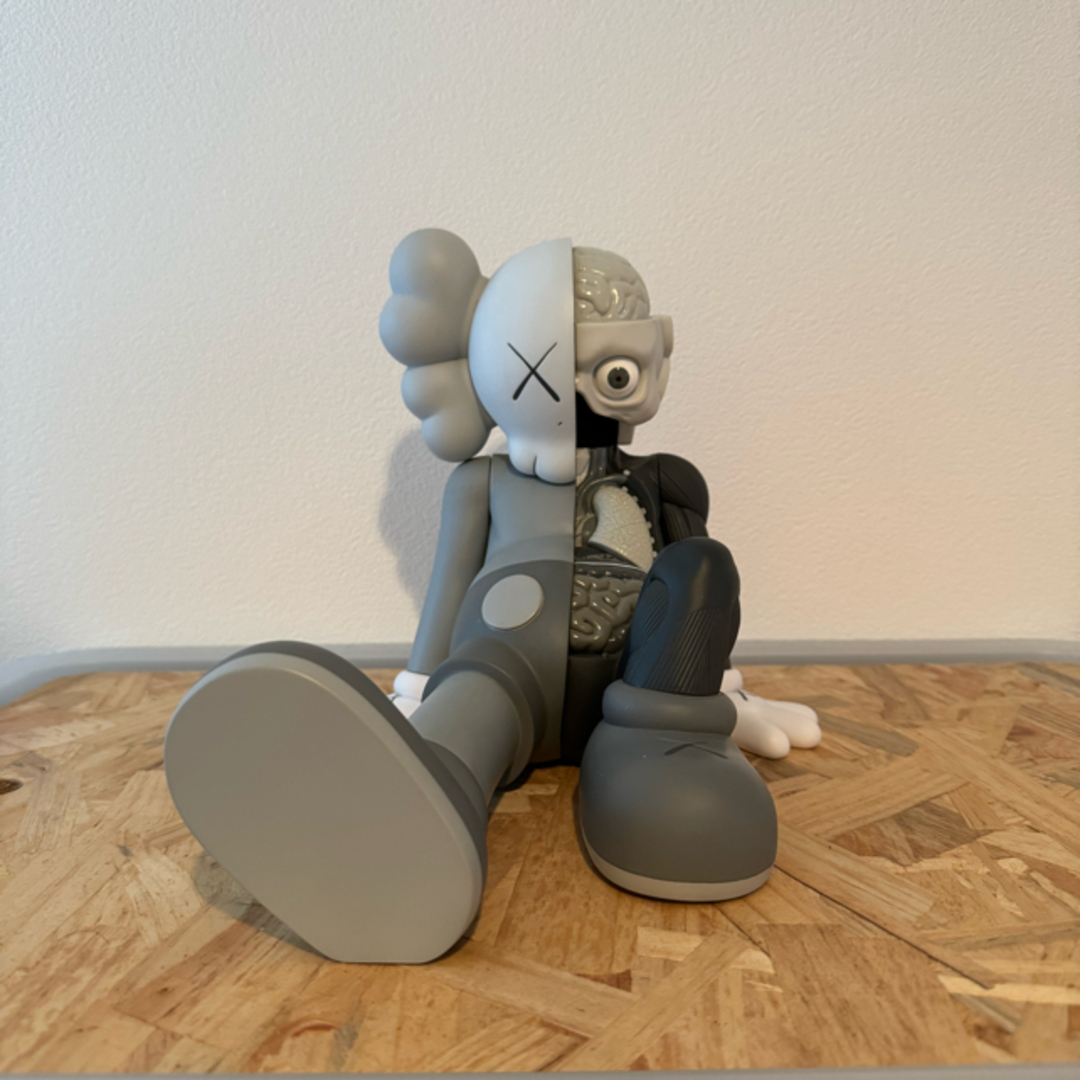 MEDICOM TOY(メディコムトイ)のKAWS COMPANION RASTING PLACE 2013 エンタメ/ホビーのフィギュア(その他)の商品写真