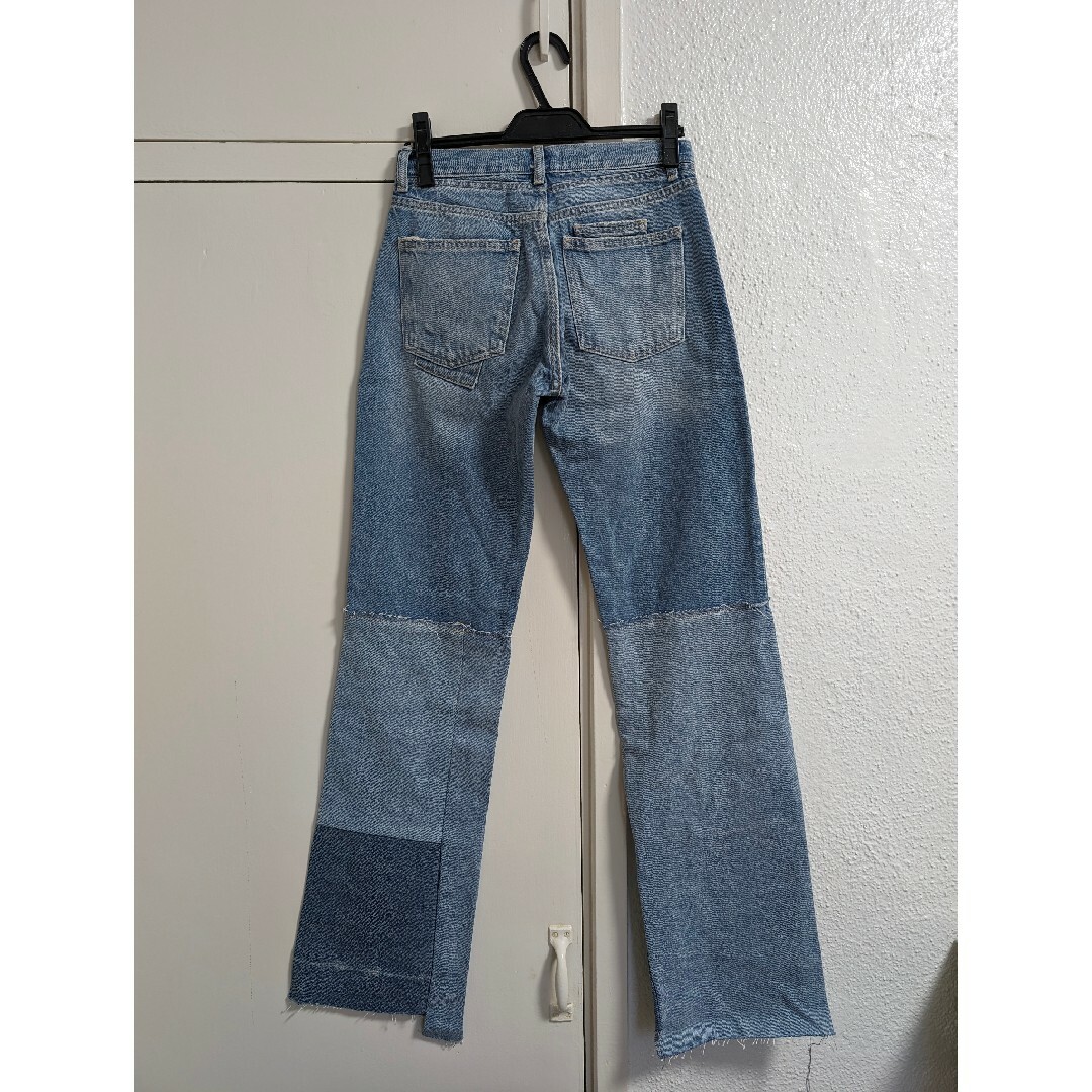 ZARA - ZARA TRF BOOT-CUT LOW-RISE パッチワーク デニムパンツ ZARA - ZARA TRF BOOT-CUT LOW-RISE パッチワーク デニムパンツ