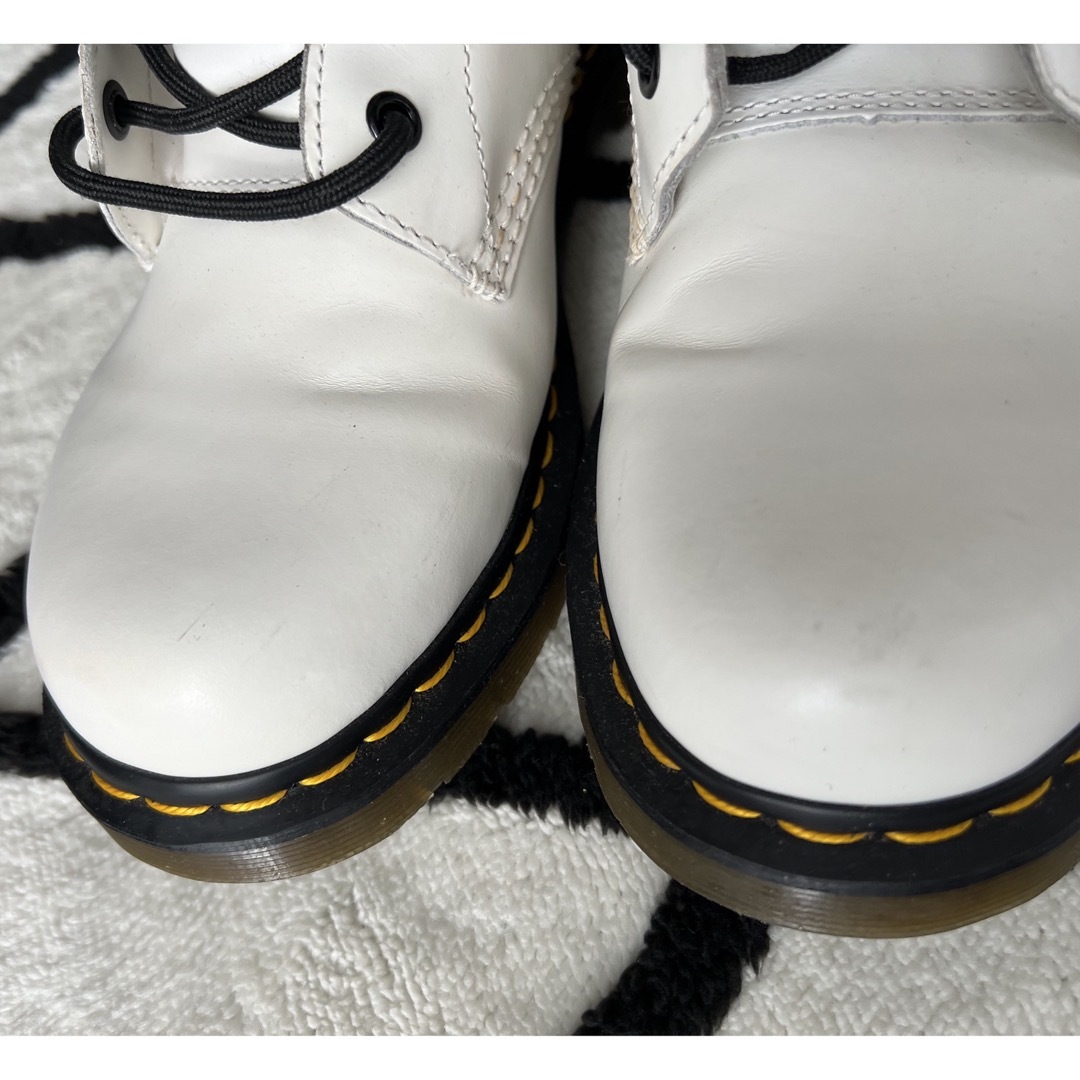 Dr.Martens(ドクターマーチン)のドクターマーチン Dr.Martens ブーツ   ホワイト メンズの靴/シューズ(ブーツ)の商品写真