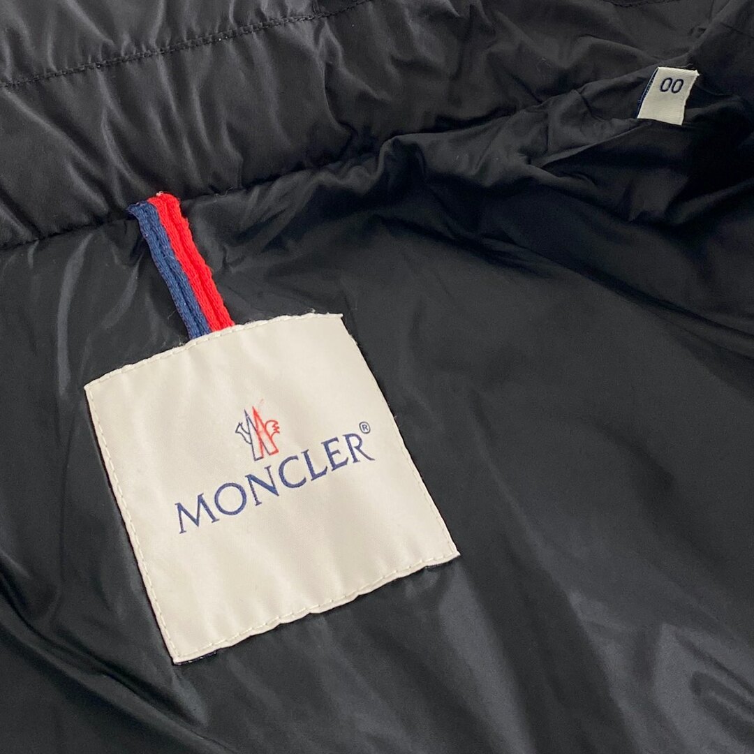 MONCLER(モンクレール)の25l2 《美品》 MONCLER モンクレール ロングダウンコート 00 ブラック フラメッテ ナイロンコート ロングコート ダウンジャケット  フード収納 レディースのジャケット/アウター(ダウンコート)の商品写真