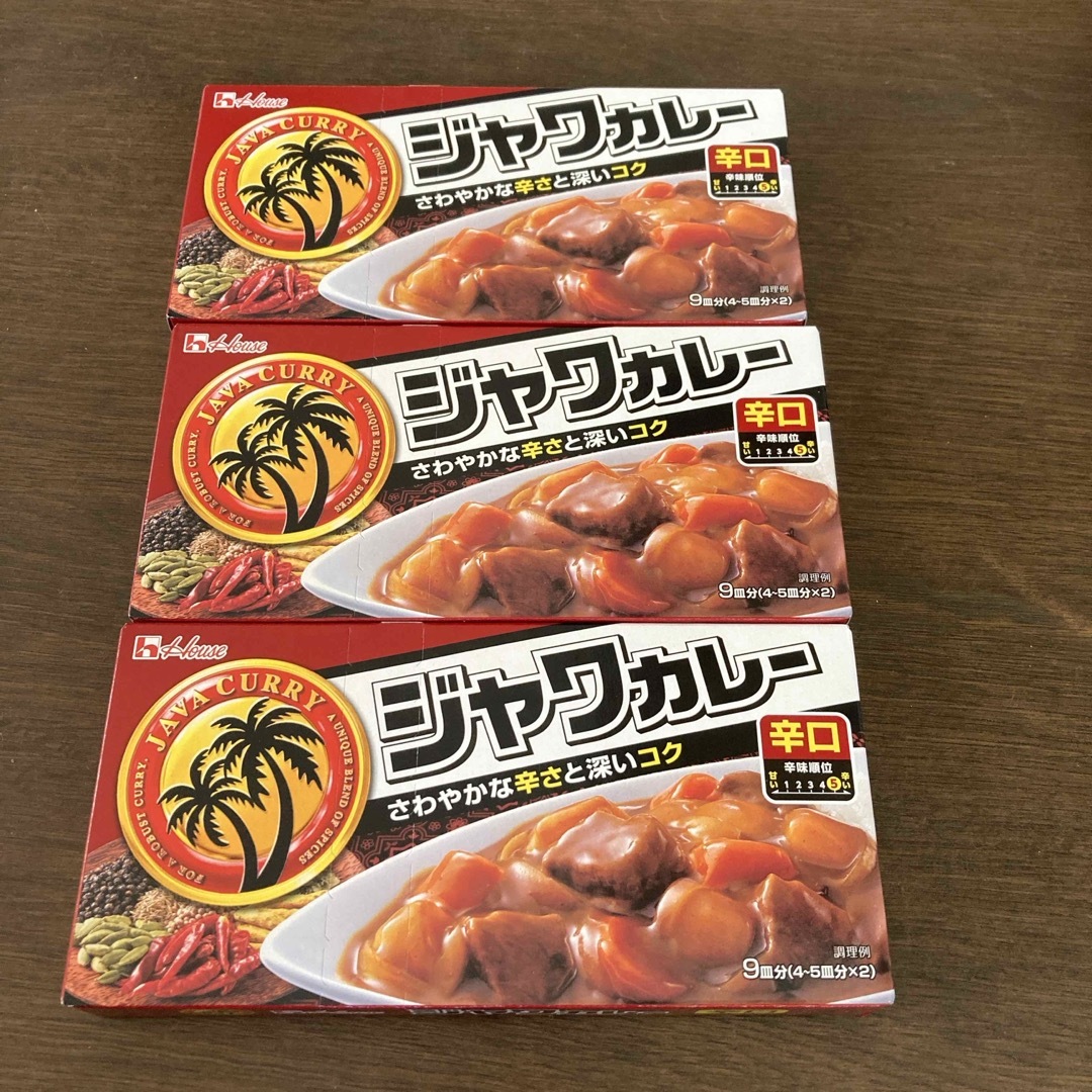 shop｜ハウスショクヒンならラクマ　ハウス食品　カレールウ3箱の通販　by　ちょこ's