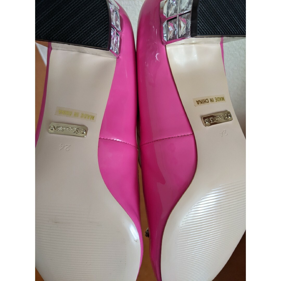 EmiriaWiz(エミリアウィズ)のエミリアウィズビジュー♡パンプス レディースの靴/シューズ(ハイヒール/パンプス)の商品写真