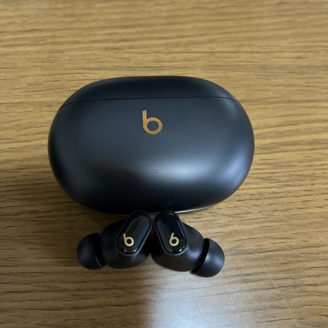 Beats by Dr Dre(ビーツバイドクタードレ)のBeats by Dr Dre STUDIO BUDS + MQLH3PAA スマホ/家電/カメラのオーディオ機器(ヘッドフォン/イヤフォン)の商品写真