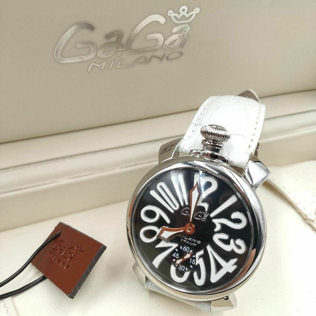 GaGa MILANO(ガガミラノ)の箱付き美品 GAGAMILANO MANUALE マヌアーレ48mm ホワイト レディースのファッション小物(腕時計)の商品写真