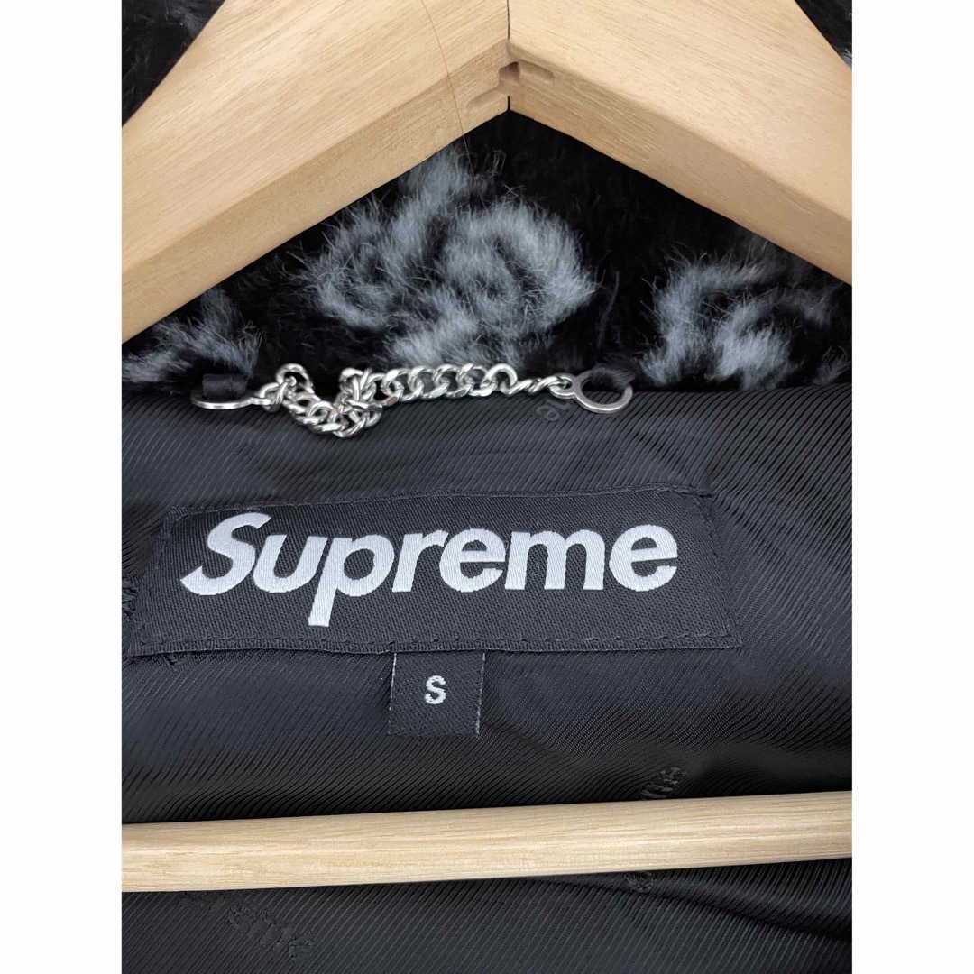 SUPREME Bandana Faux Fur Bomber Jacket SUPREME Bandana Faux Fur Bomber Jacket