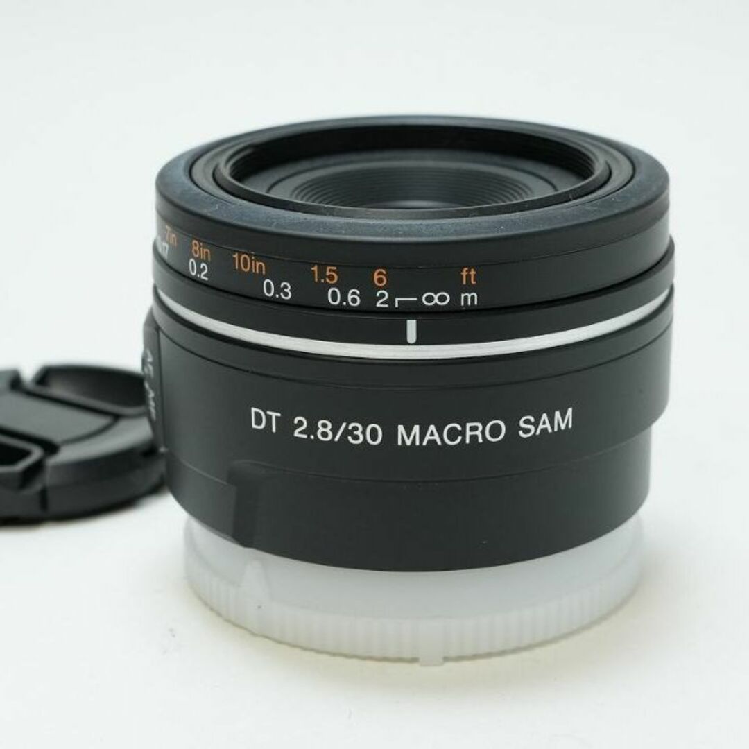 SONY(ソニー)のマクロ　SONY DT 30mm F2.8 MACRO SAM SAL30M28 スマホ/家電/カメラのカメラ(レンズ(単焦点))の商品写真