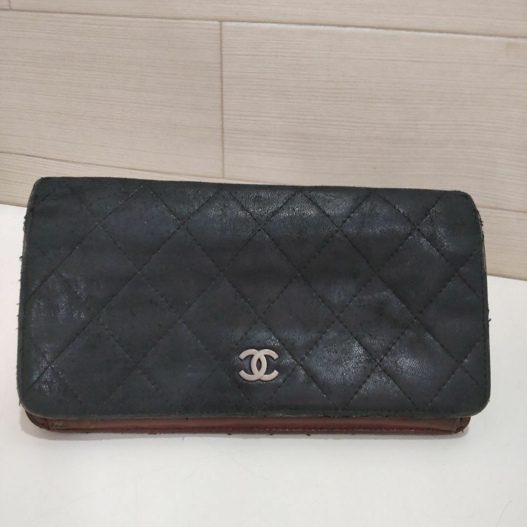 CHANEL(シャネル)のCHANEL　マトラッセ　長財布　黒　VJ6 レディースのファッション小物(財布)の商品写真