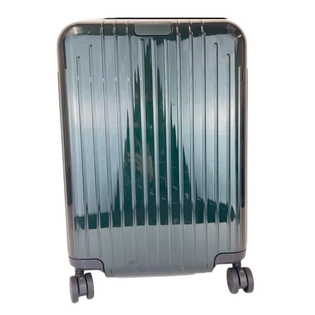 RIMOWA(リモワ)のRIMOWA リモワ Essential Lite Cabin エッセンシャルライトキャビン 37L Green　グリーン　Polycarbonate　ポリカーボネート　キャリーバッグ　スーツケース レディースのバッグ(スーツケース/キャリーバッグ)の商品写真