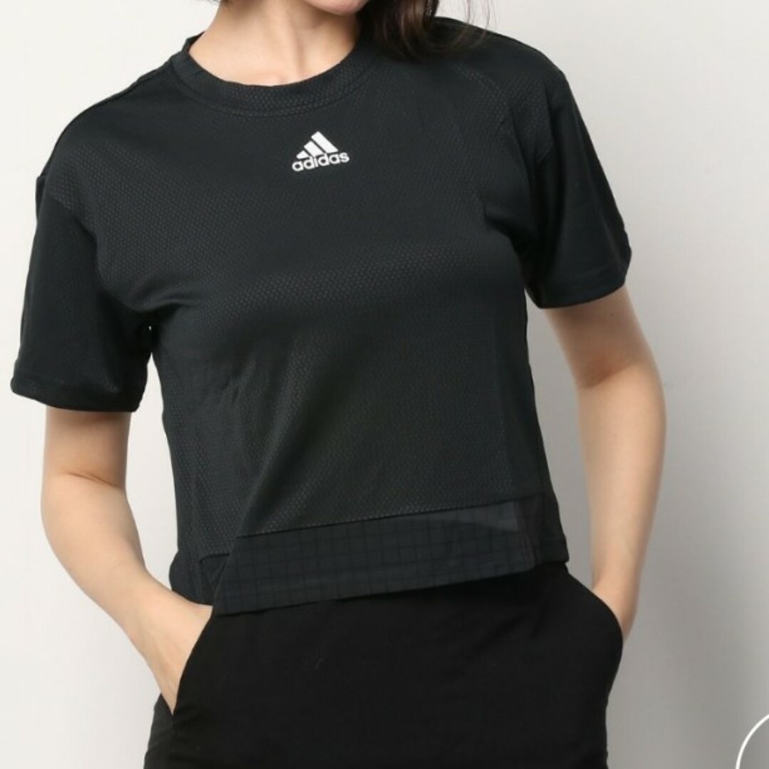 adidas　黒　Tシャツ スポーツ/アウトドアのサッカー/フットサル(ウェア)の商品写真