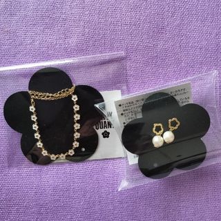 マリークワント(MARY QUANT)の♥新品タグ付き♥マリークワント♥デイジー  ネックレス  パールピアス セット♡(ピアス)