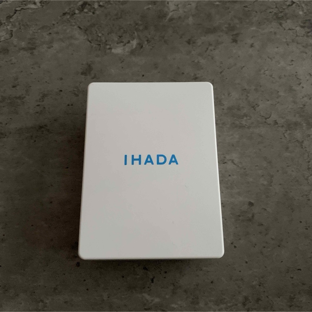 IHADA(イハダ)のイハダ　薬用フェイスプロテクトパウダー　ケースのみ コスメ/美容のベースメイク/化粧品(フェイスパウダー)の商品写真