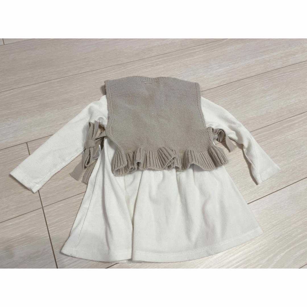 しまむら(シマムラ)のトレーナー　トップス　90 キッズ/ベビー/マタニティのキッズ服女の子用(90cm~)(Tシャツ/カットソー)の商品写真