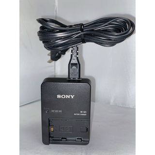 ソニー(SONY)のSONY BC-QZ1 充電器 カメラ バッテリーチャージャー(その他)