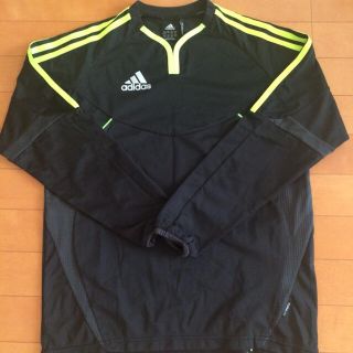 アディダス(adidas)のadidas ロンT(Tシャツ/カットソー)