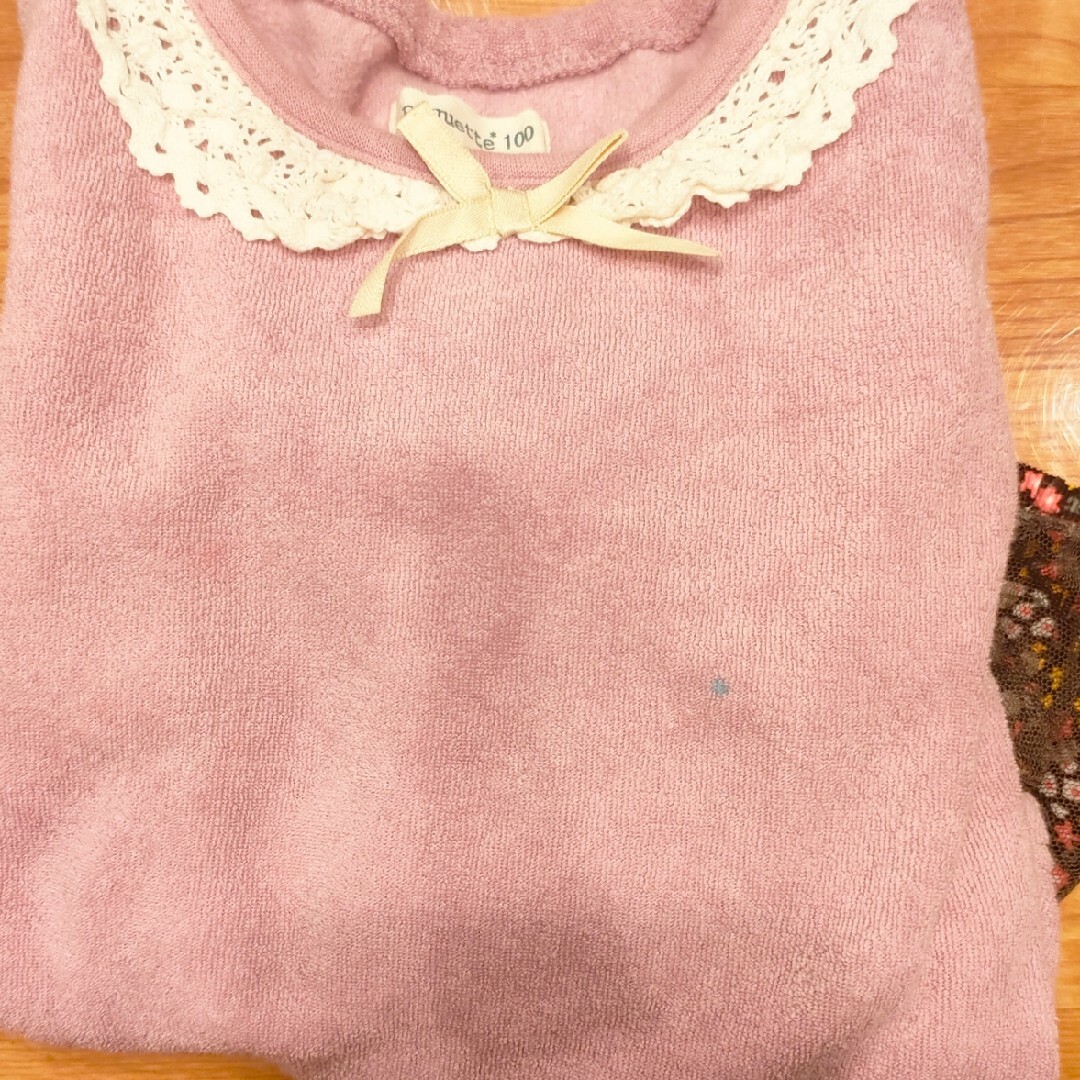 Biquette(ビケット)の100センチ　女の子　長袖　トップス キッズ/ベビー/マタニティのキッズ服女の子用(90cm~)(Tシャツ/カットソー)の商品写真