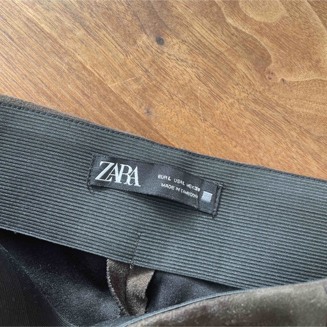 ZARA(ザラ)のZARA ハイウエストコーデュロイパンツ レディースのパンツ(その他)の商品写真