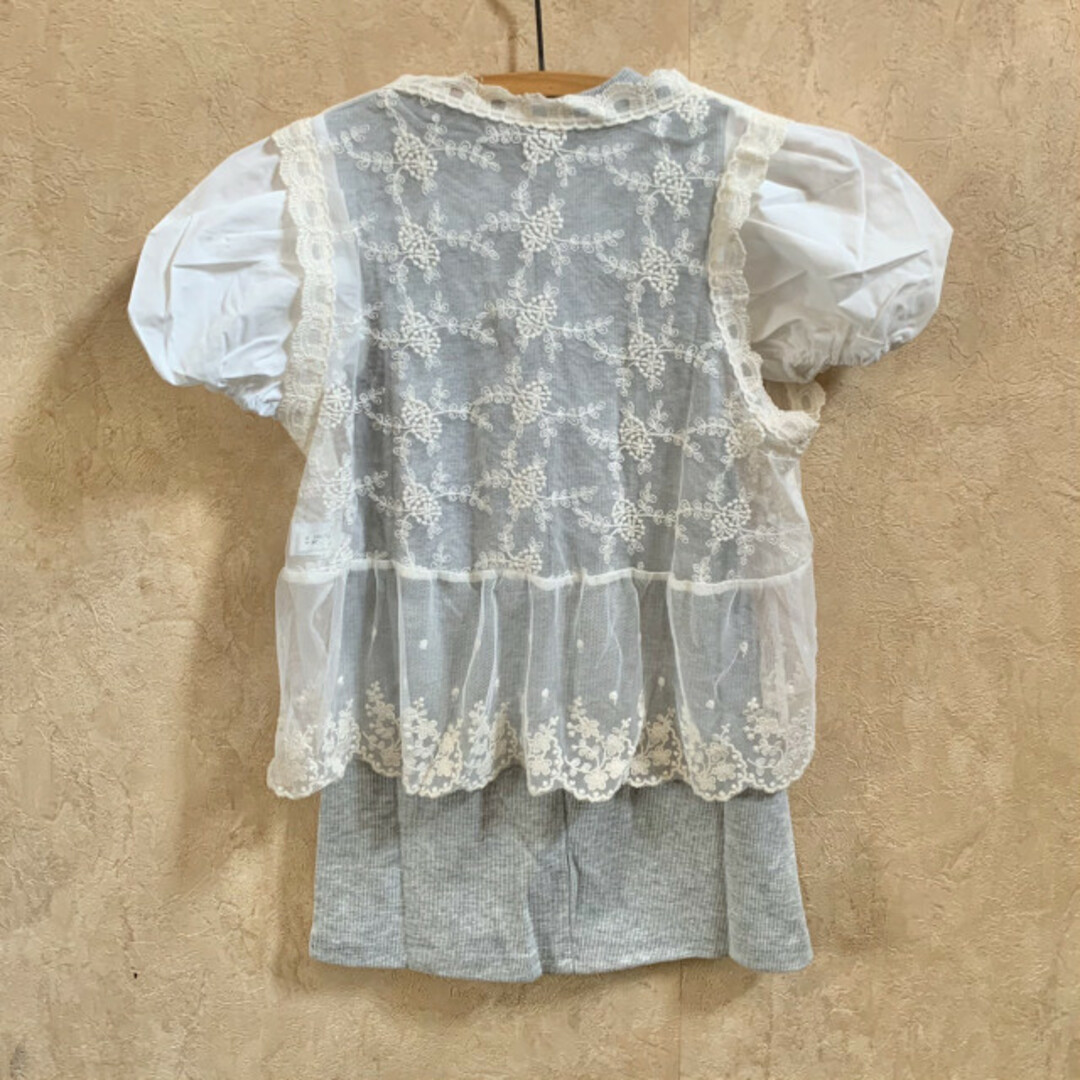 キッズ レース ベストトップス 韓国 80-90 キッズ/ベビー/マタニティのベビー服(~85cm)(Ｔシャツ)の商品写真