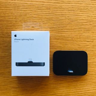 アップル(Apple)のApple Japan iPhone Lightning Dock/Bla(バッテリー/充電器)