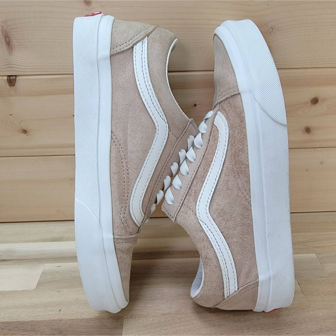 OLD SKOOL（VANS）(オールドスクール)のバンス オールドスクール ピグスエード ベージュ 23.5㎝ レディースの靴/シューズ(スニーカー)の商品写真