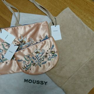 マウジー(moussy)のmoussyノベルティ3点セット(ポーチ)