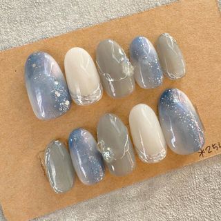 No.7 ネイルチップ　ニュアンスネイル　冬ネイル　レギュラーオーバル