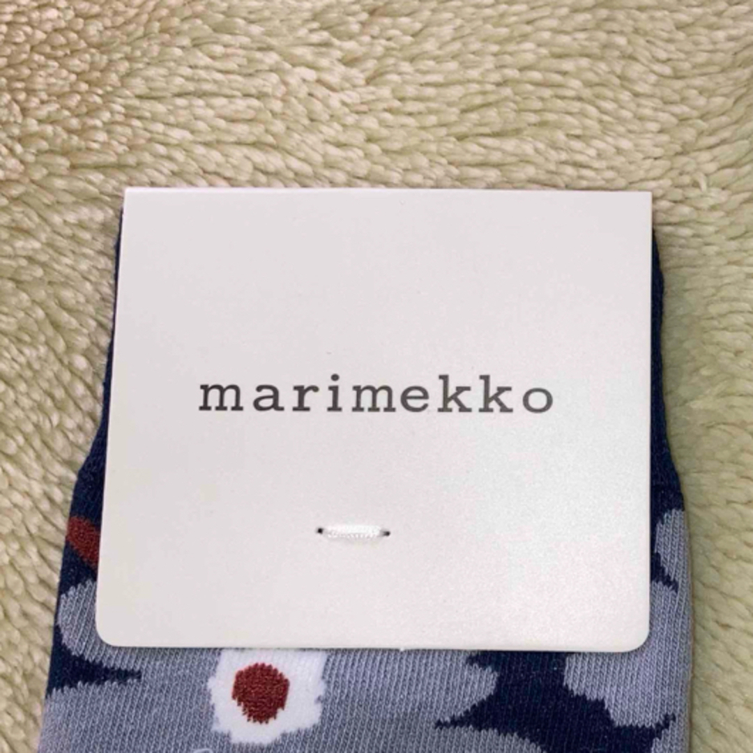 marimekko(マリメッコ)の[新品]マリメッコmarimekko靴下(BLACK+グレーウニッコ柄) レディースのレッグウェア(ソックス)の商品写真