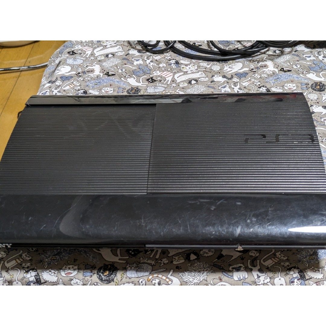 SONY(ソニー)のPlayStation 3 250GB  CECH-4000B　箱無し エンタメ/ホビーのゲームソフト/ゲーム機本体(家庭用ゲーム機本体)の商品写真