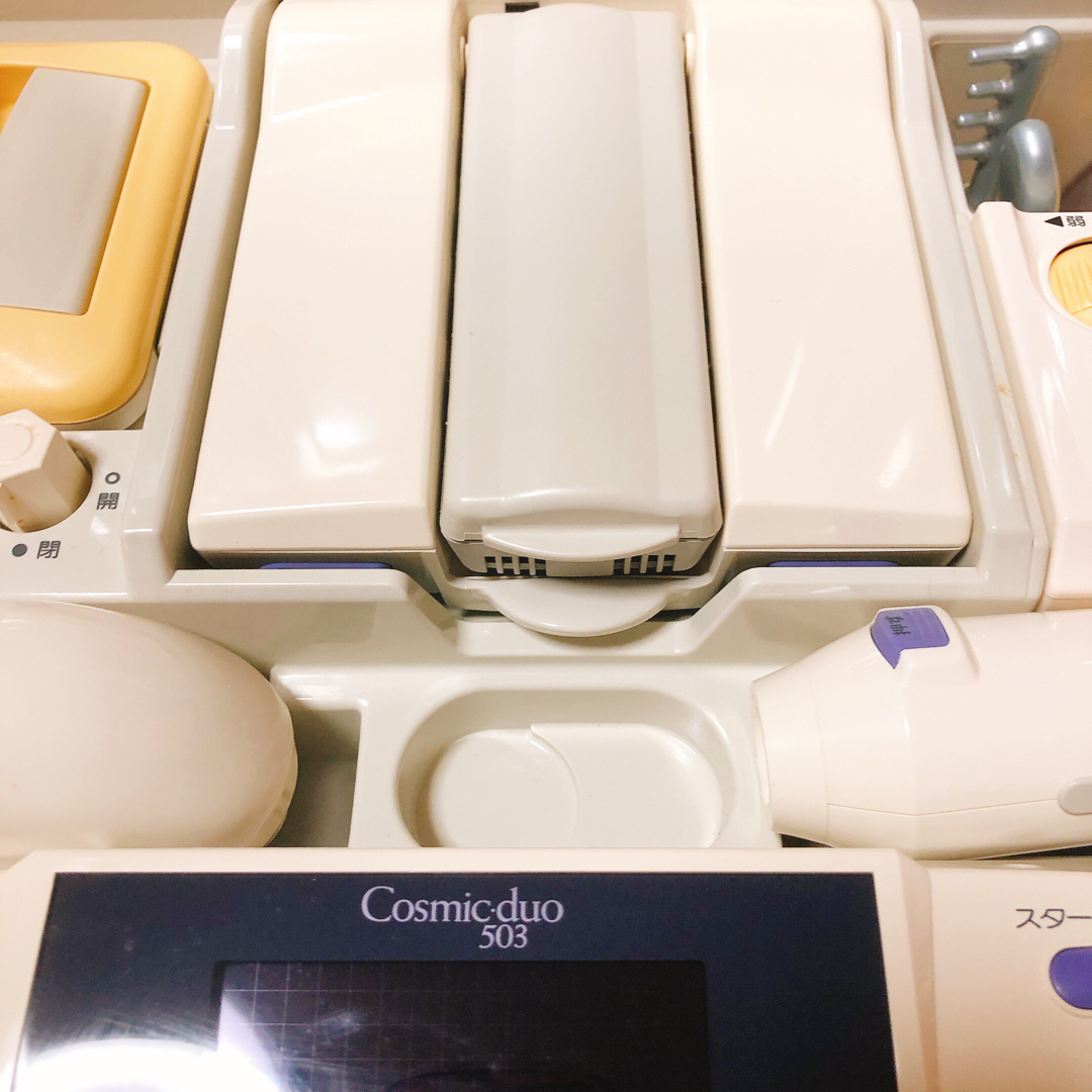 COMET(コメット)のコメット　美顔器　サキナ スマホ/家電/カメラの美容/健康(フェイスケア/美顔器)の商品写真