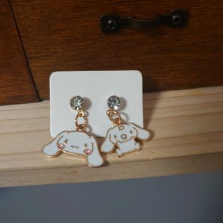 サンリオ(サンリオ)のシナモンロール   ピアス(ピアス)