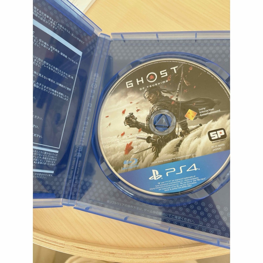 PlayStation4(プレイステーション4)のPS4  GHOST OF TSUSHIMA エンタメ/ホビーのゲームソフト/ゲーム機本体(家庭用ゲームソフト)の商品写真