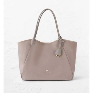 トッカ(TOCCA)のtocca トッカT JARDIN NYLONBAG ナイロンバッグトートバッグ(トートバッグ)