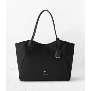 トッカ(TOCCA)のtocca トッカT JARDIN NYLONBAG ナイロンバッグトートバッグ(トートバッグ)