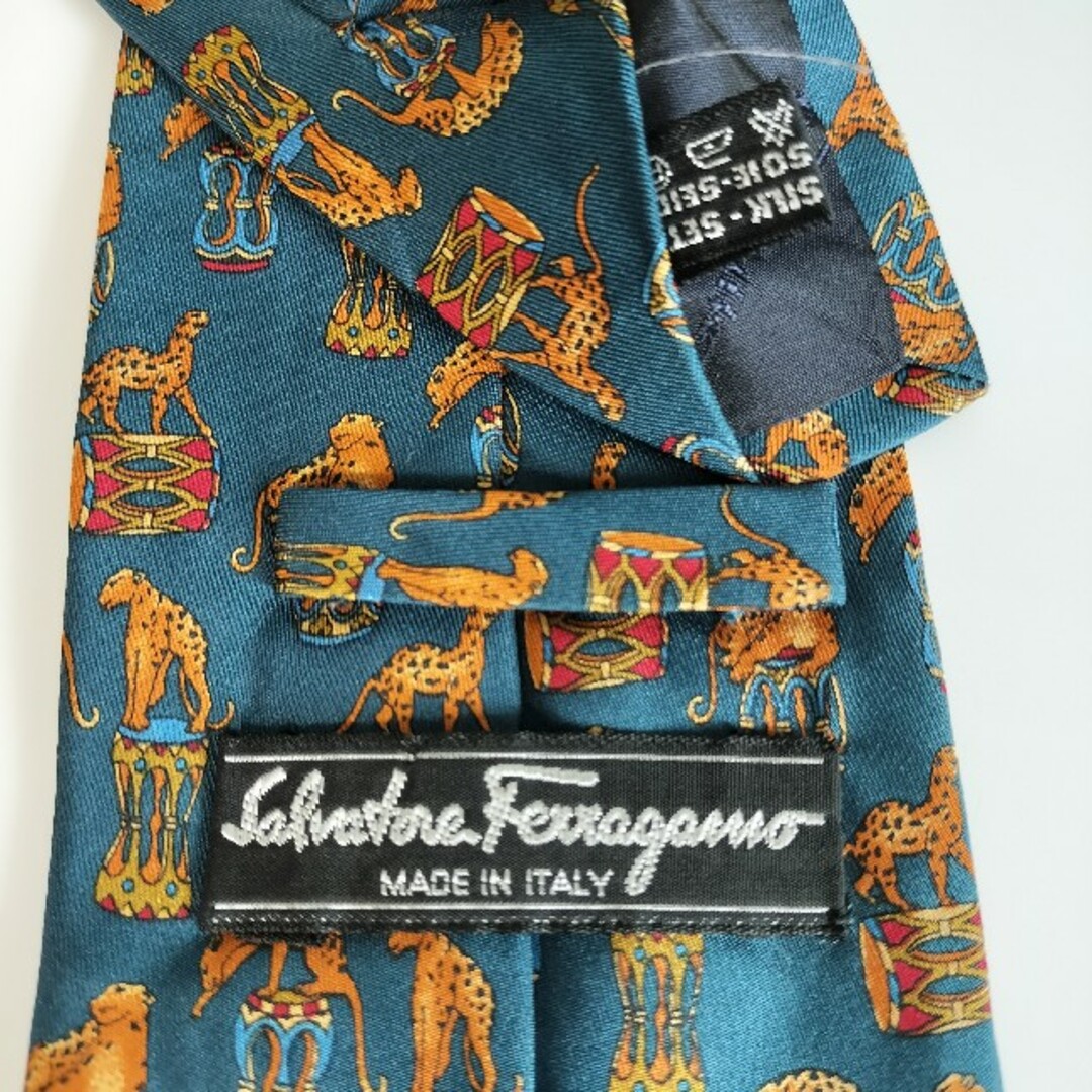 Salvatore Ferragamo(サルヴァトーレフェラガモ)のサルヴァトーレフェラガモ　ネクタイ メンズのファッション小物(ネクタイ)の商品写真