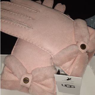 UGG(手袋 ・ ピンク/桃色系)のフリマアイテム一覧 UGG(手袋 ・ ピンク/桃色系)のフリマアイテム一覧