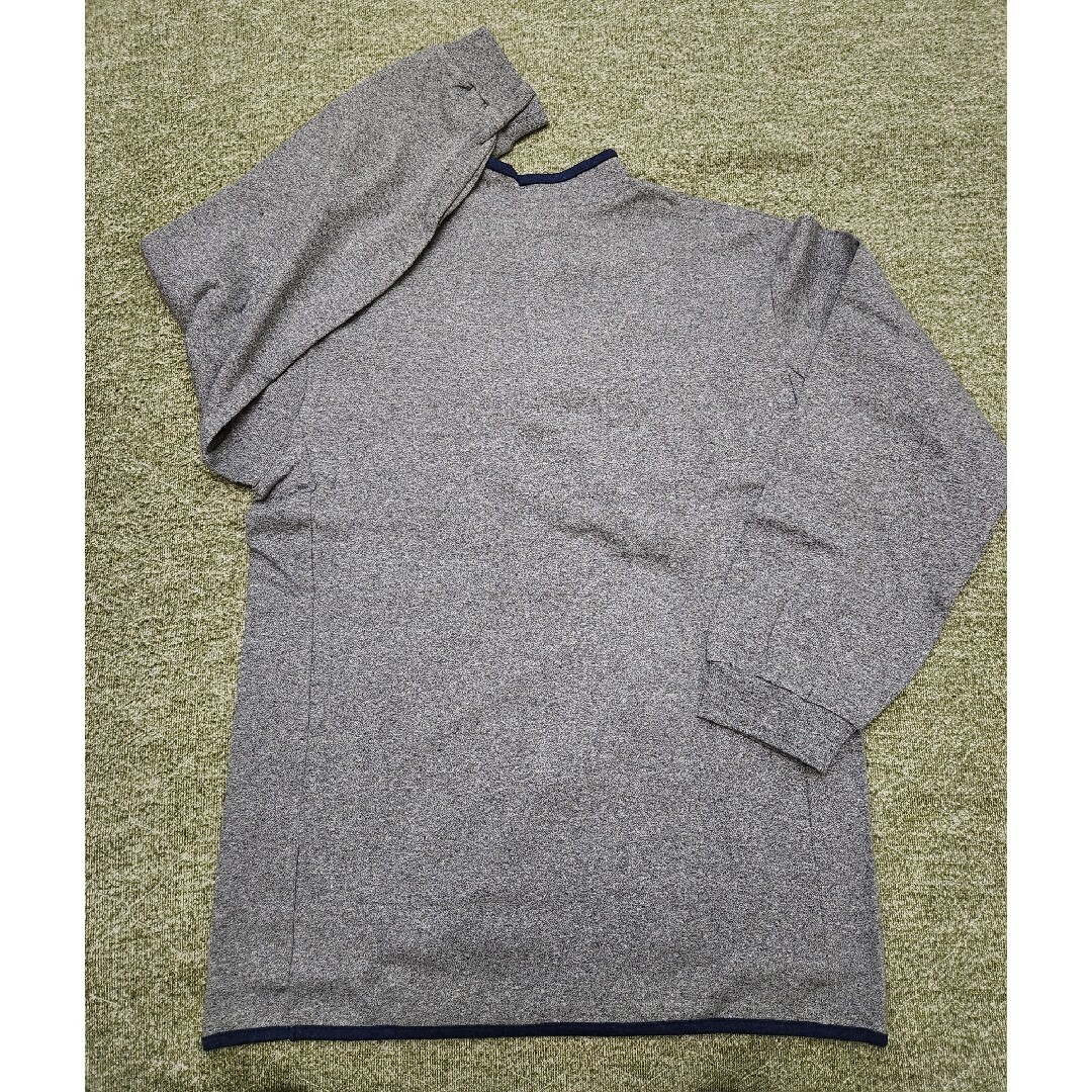 Munsingwear(マンシングウェア)の未使用品　マンシング 長袖シャツ グレー Ｌサイズ スポーツ/アウトドアのゴルフ(ウエア)の商品写真
