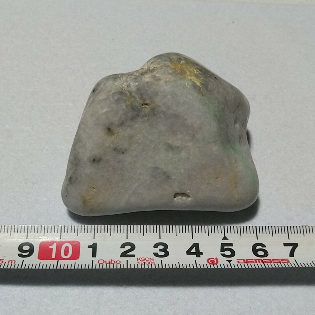 糸魚川翡翠 ヒスイ 原石 245g 糸魚川翡翠 ヒスイ 原石 245g