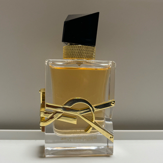 イヴサンローラン(Yves Saint Laurent)のリブレ　オードトワレ　イブサンローラン30mL(香水(女性用))