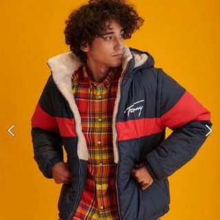 トミージーンズ(TOMMY JEANS)の【美品】TOMMY JEANS リバーシブルシェルパジャケットS(ダウンジャケット)