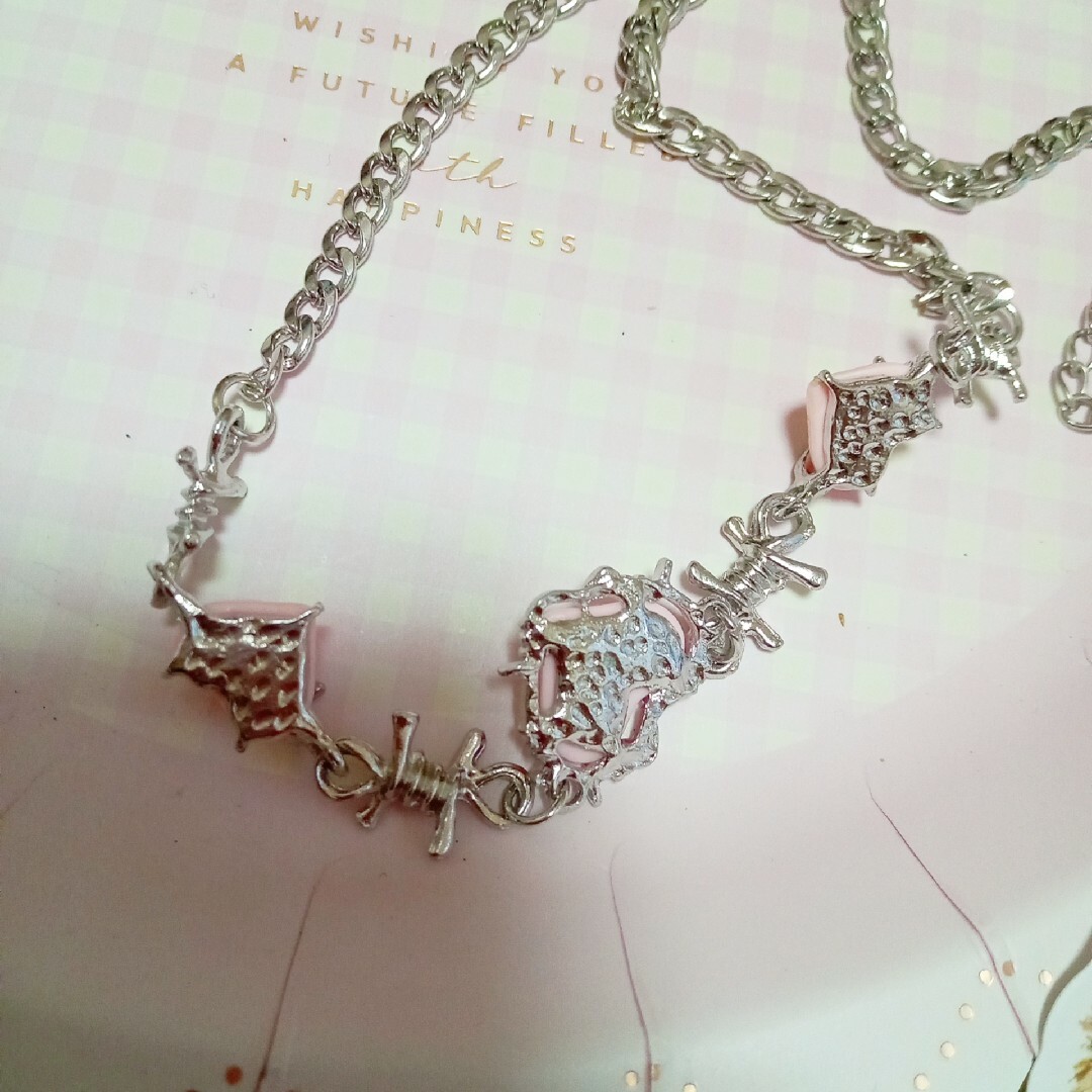 ♡新品 ネックレスハートピンクシルバー銀韓国可愛いY2K有刺鉄線 ♡新品 ネックレスハートピンクシルバー銀韓国可愛いY2K有刺鉄線