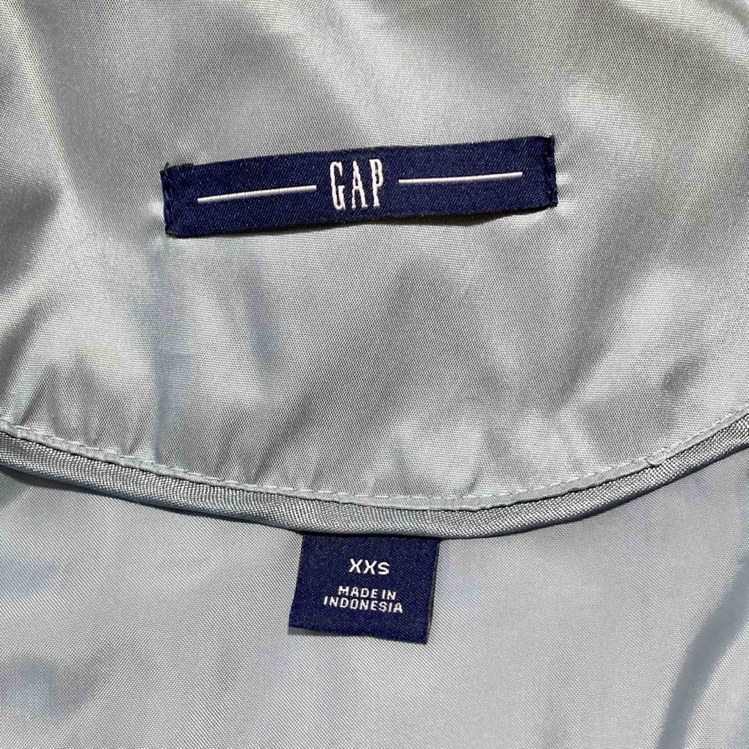 GAP(ギャップ)のGAP ダウンベスト　水色　XXS レディースのジャケット/アウター(ダウンベスト)の商品写真