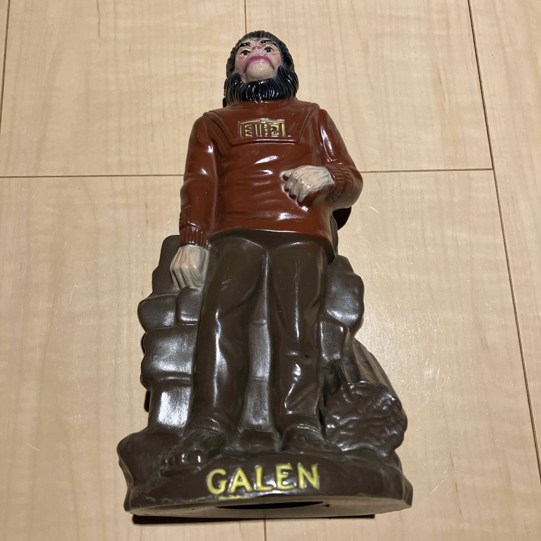 ダウンジャケット猿の惑星　GALEN 貯金箱 vintage NIGO 藤原ヒロシ