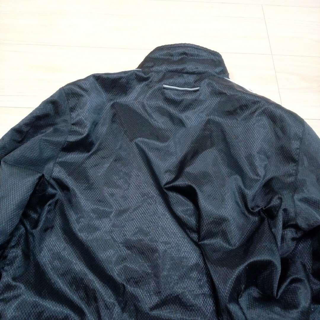 ジャケット　ウィンドブレイカー　140 キッズ/ベビー/マタニティのキッズ服男の子用(90cm~)(ジャケット/上着)の商品写真