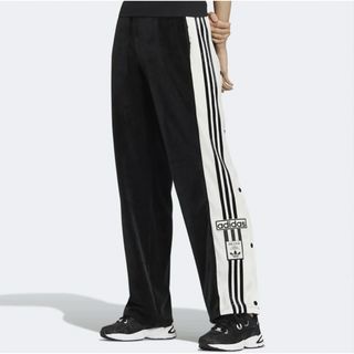 オリジナルス(Originals（adidas）)の新品タグ付き✨超希少‼︎アディダス　アディブレイク　トラックパンツ　ベロア　M(カジュアルパンツ)