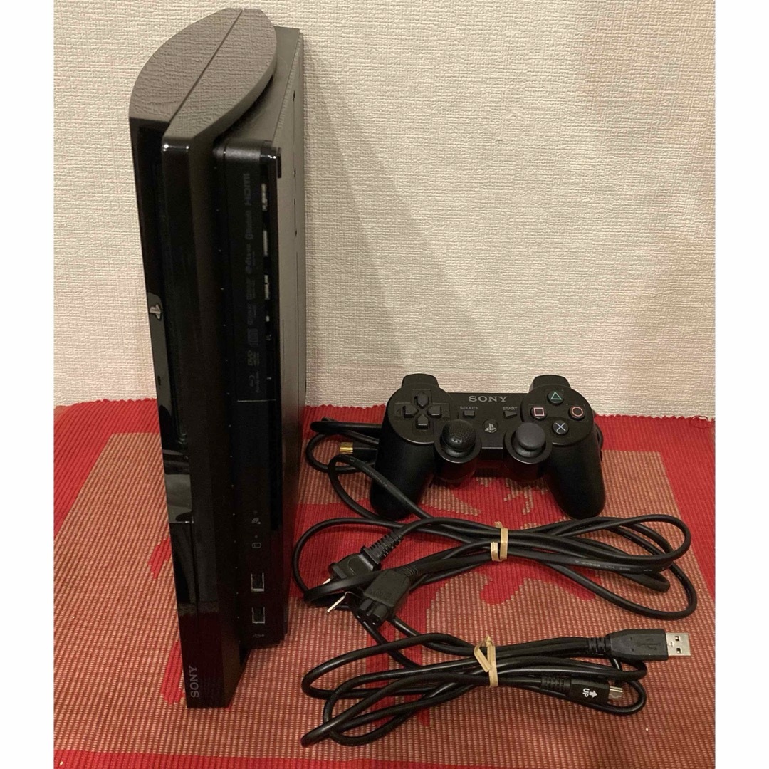 PlayStation3(プレイステーション3)の【美品】プレイステーション3 ブラック CECH-2000A エンタメ/ホビーのゲームソフト/ゲーム機本体(家庭用ゲーム機本体)の商品写真