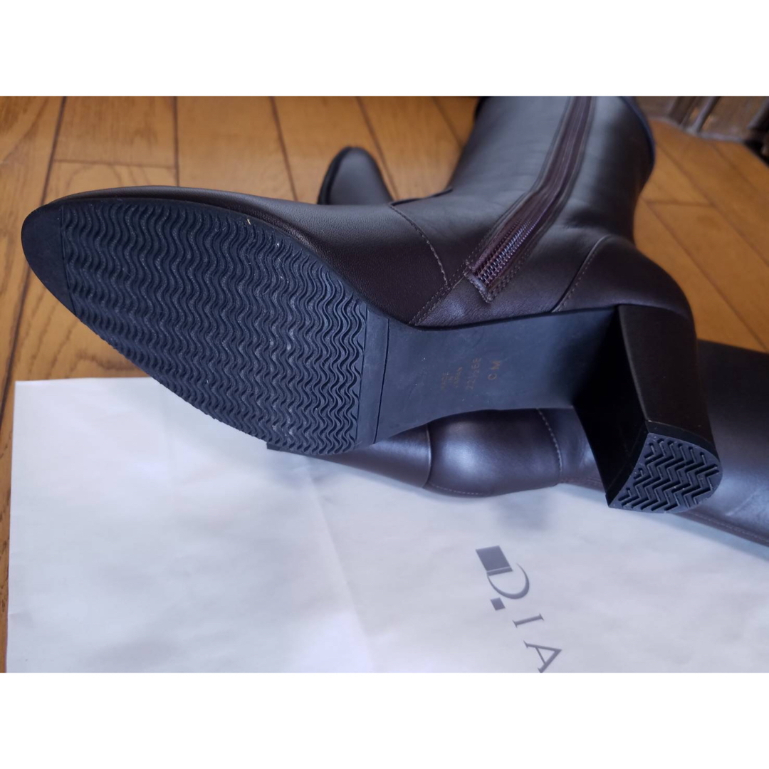 DIANA(ダイアナ)の新品同様　ダイアナ　ウェルフィット　本革　レザー　ロング　ブーツ　22.5cm レディースの靴/シューズ(ブーツ)の商品写真