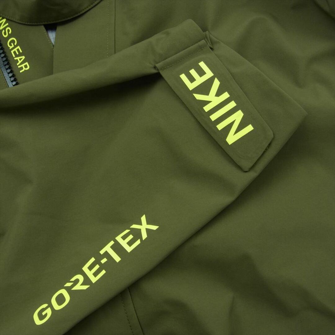 NIKE(ナイキ)のNIKE ナイキ コート AQ3516-395 LAB ACG GORETEX COAT OLIVE ラボ エーシージー ゴアテックス コート カーキ系 S【中古】 メンズのジャケット/アウター(その他)の商品写真