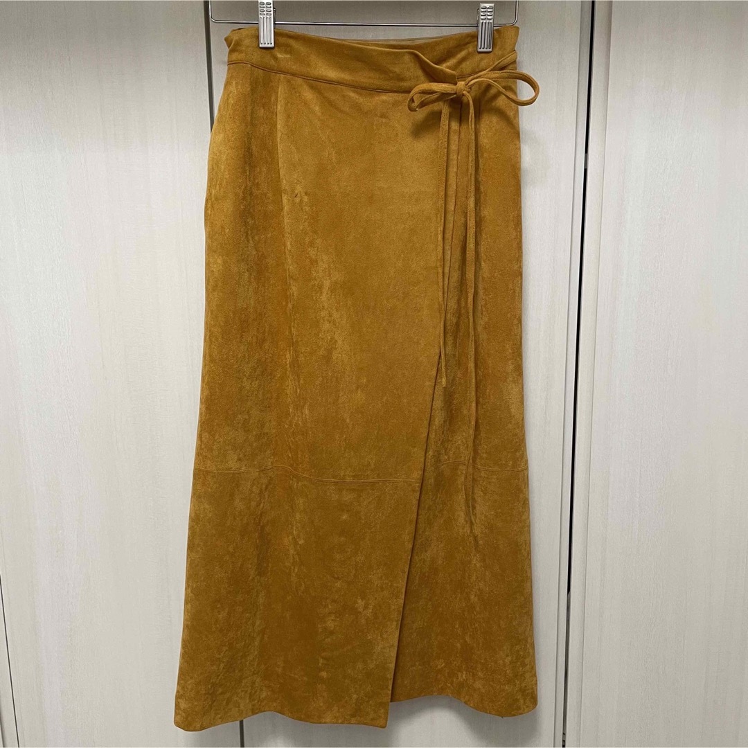 ánuans(アニュアンス)のanuans フェイクスエードラップタイトスカート レディースのスカート(ロングスカート)の商品写真