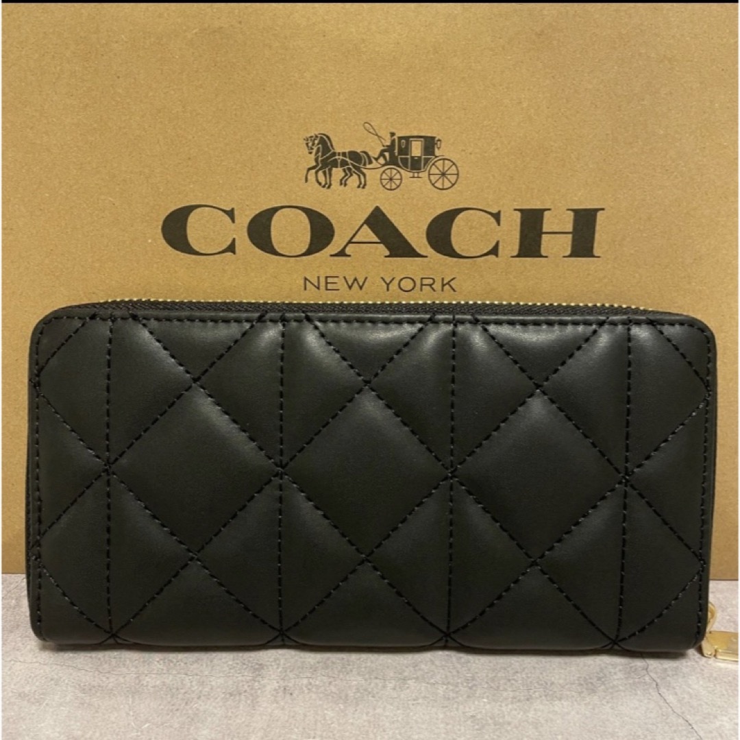 新品　COACH 長財布　ラウンドファスナー　小銭入れ有　キルティング